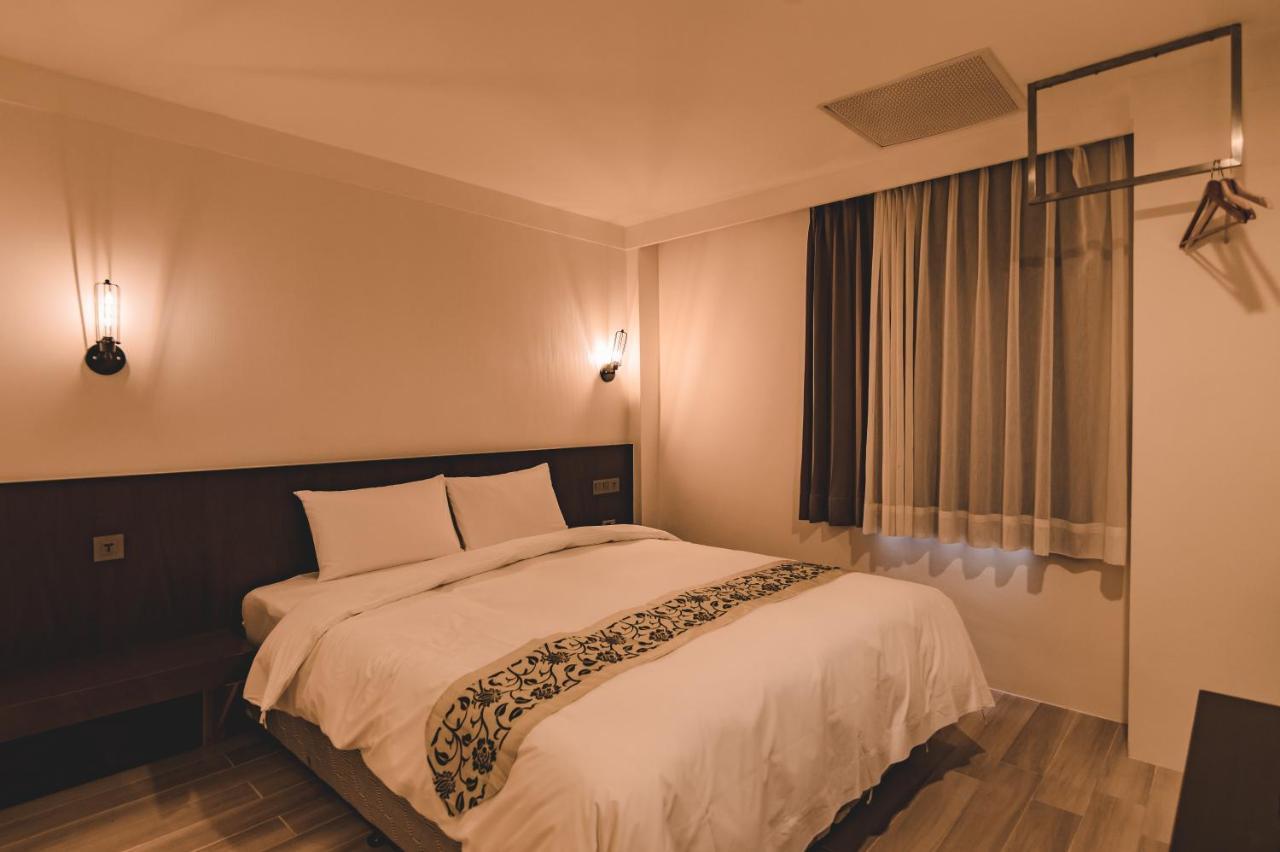 East Town 26 Hotel Città di Hualien Esterno foto