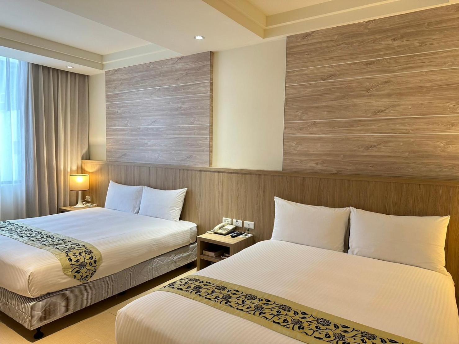 East Town 26 Hotel Città di Hualien Esterno foto