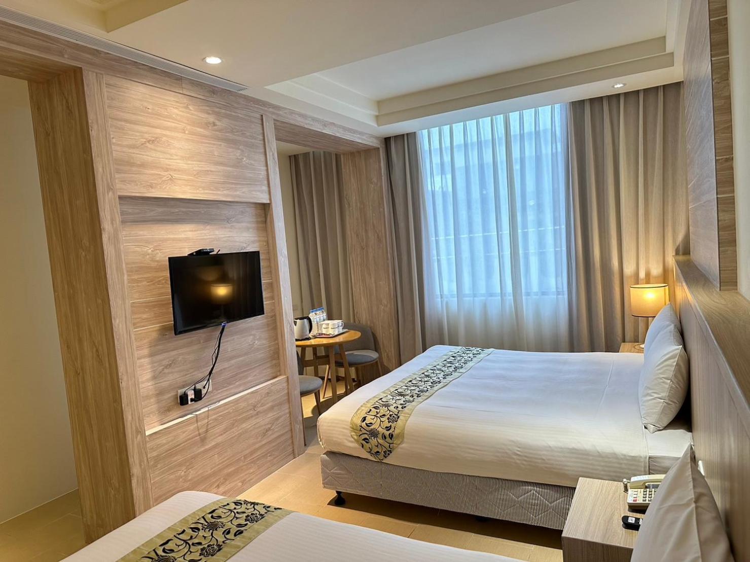 East Town 26 Hotel Città di Hualien Esterno foto