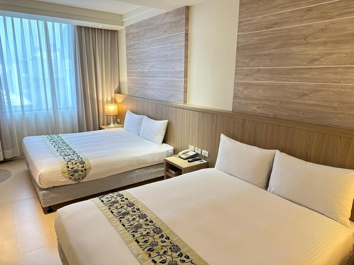 East Town 26 Hotel Città di Hualien Esterno foto