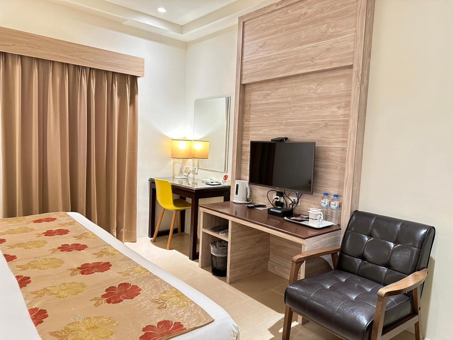 East Town 26 Hotel Città di Hualien Esterno foto